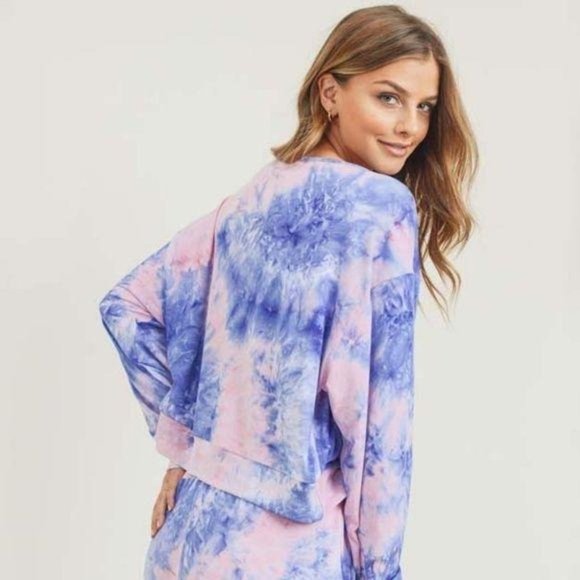NEW Long Sleeve Lounge Around Tie-Dye Top - Picture 2 of 4
